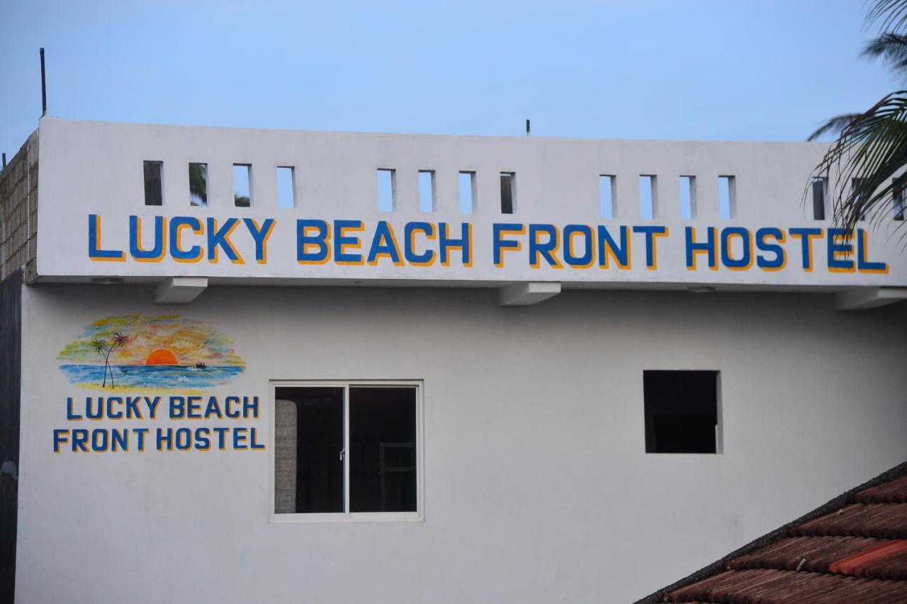 Lucky Beach Front Hostel Хиккадува Экстерьер фото